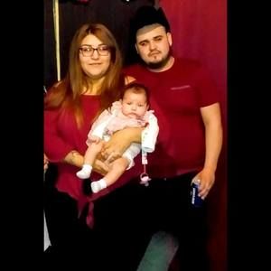 Meet your Posher, Emely